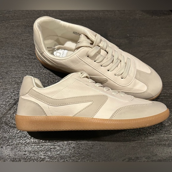 Dolce Vita Shoes - Dolce Vita leather Notice Sneakers